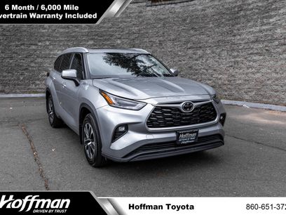 Used 2023 Toyota Highlander XLE