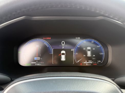 Used 2024 Toyota RAV4 Limited image 20