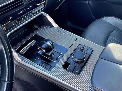 Certified 2024 MAZDA CX-90 3.3 Turbo w/ Premium Package image 17