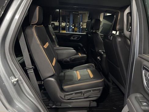Used 2021 GMC Yukon AT4 w/ AT4 Premium Plus Package AWD/4WD image 17