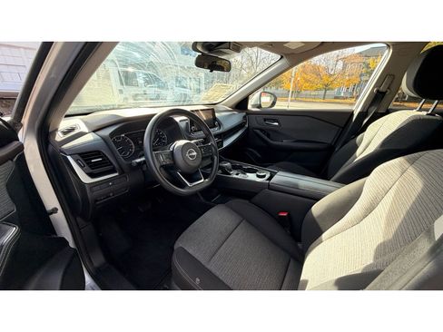 Used 2023 Nissan Rogue SV AWD/4WD image 21