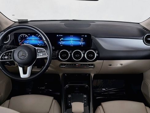 Certified 2022 Mercedes-Benz GLA 250 image 4