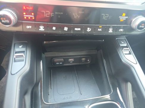 Certified 2025 Kia Telluride S image 20