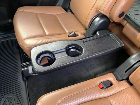 Used 2019 Toyota Highlander Limited AWD/4WD image 44
