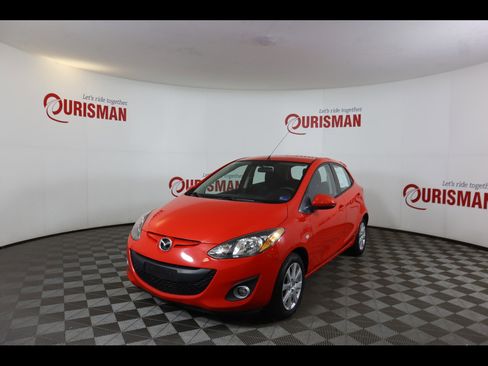 Used 2012 MAZDA MAZDA2 Touring image 2