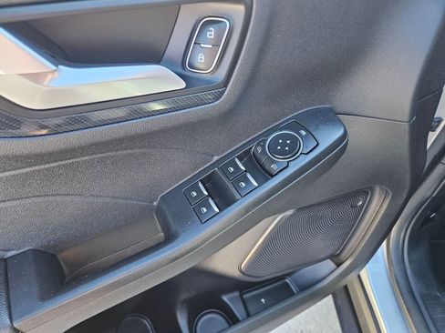 Used 2024 Ford Escape ST-Line image 15