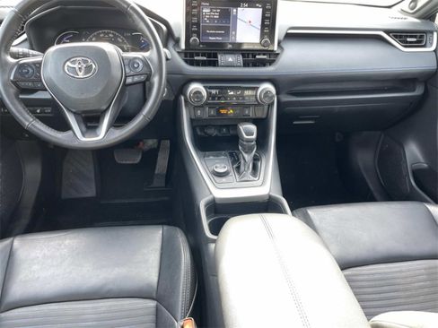 Used 2020 Toyota RAV4 XSE image 2