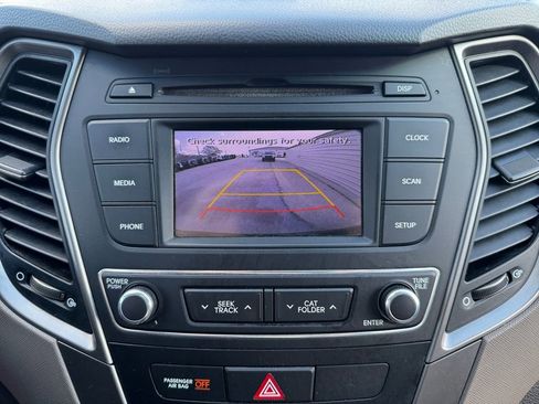 Used 2017 Hyundai Santa Fe Sport image 18