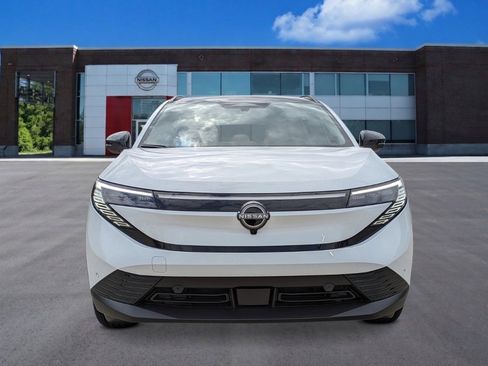 New 2026 Nissan Leaf Platinum+ w/ Cargo Package (Platinum+) FWD image 8