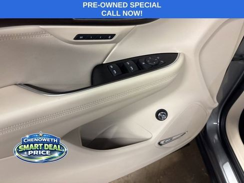 Used 2021 Buick Envision Avenir w/ Technology Package II image 8