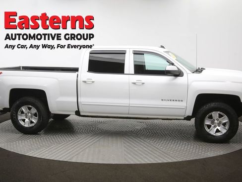 Used 2017 Chevrolet Silverado 1500 LT image 46