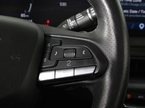 Used 2025 Cadillac XT4 Sport FWD image 28