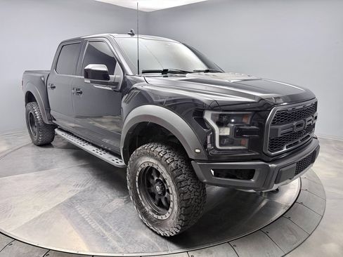 Used 2019 Ford F150 Raptor w/ Equipment Group 802A Luxury AWD/4WD image 3