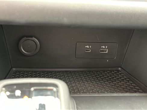 Used 2024 Nissan Pathfinder S AWD/4WD image 21