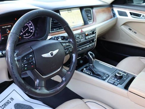 Used 2015 Hyundai Genesis 3.8 w/ Option Group 04 image 17