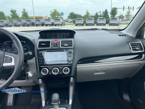 Used 2018 Subaru Forester 2.5i Limited AWD/4WD image 15