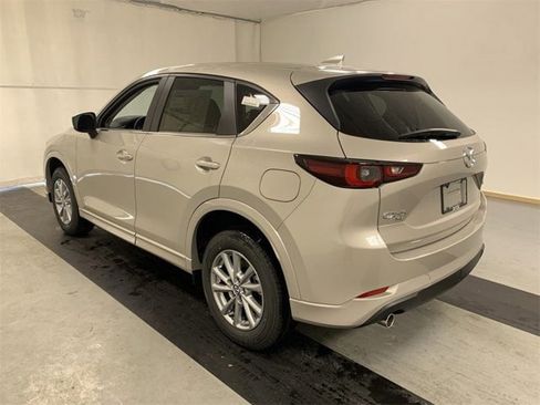 New 2025 MAZDA CX-5 AWD 2.5 S w/ Select Package image 3