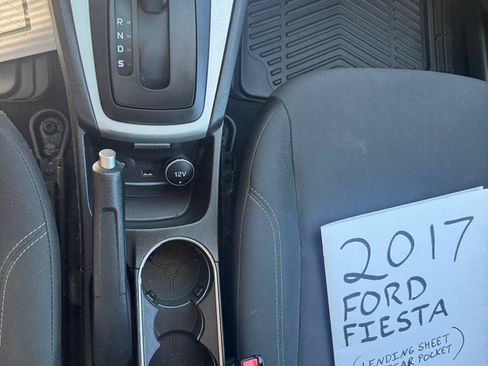 Used 2017 Ford Fiesta SE w/ Cold Weather Package FWD image 9