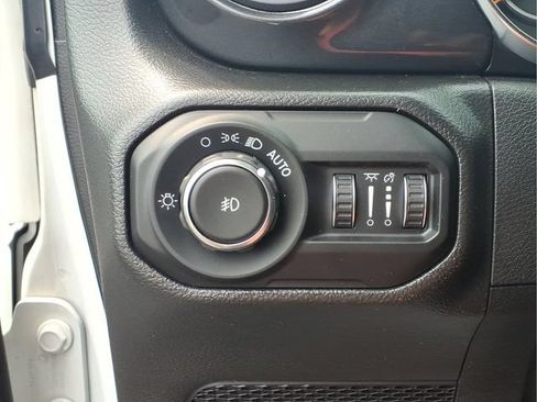 Used 2022 Jeep Wrangler Unlimited Sport AWD/4WD image 15