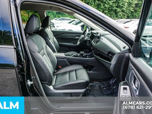 Used 2026 Nissan Rogue SL FWD image 23