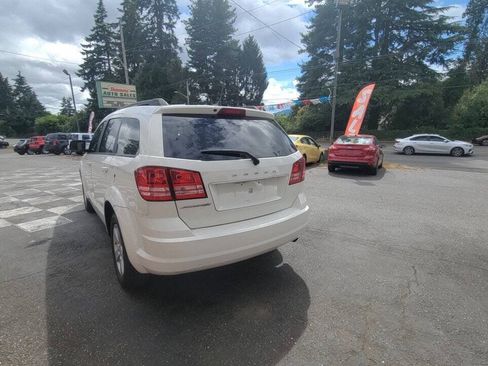Used 2017 Dodge Journey SE w/ Flexible Seating Group FWD image 4