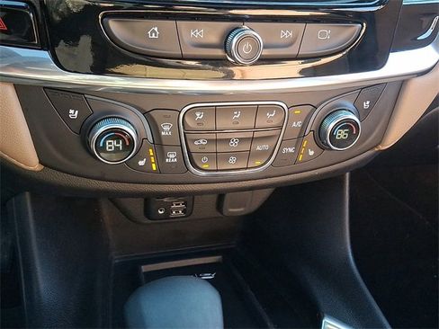 Certified 2023 Chevrolet Traverse Premier w/ LPO, Cargo Package image 17