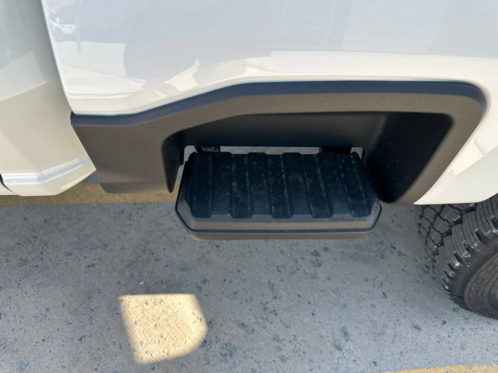 New 2026 Ford F250 Platinum AWD/4WD image 35