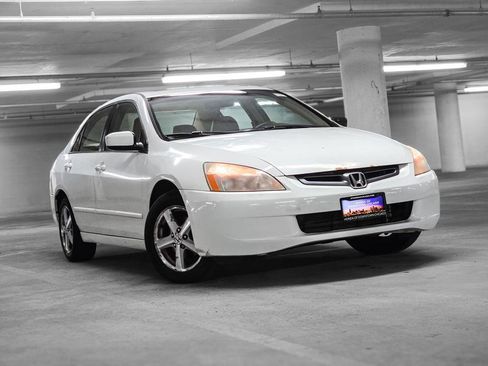 Used 2004 Honda Accord EX image 4