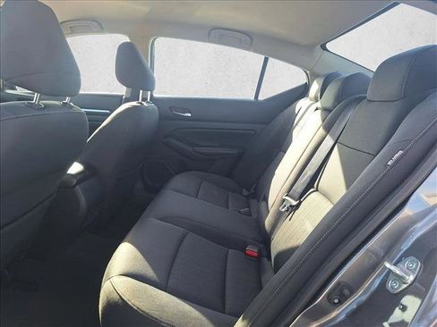 Used 2021 Nissan Altima 2.5 SV image 16