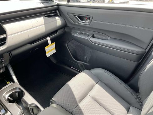 New 2026 Subaru Outback Touring XT AWD/4WD image 14
