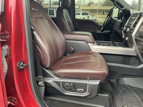 Used 2017 Ford F250 Platinum w/ Platinum Ultimate Package image 25