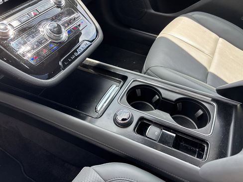 Used 2022 Lincoln Corsair Reserve w/ Elements Package FWD image 23