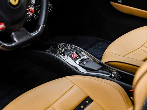 Used 2012 Ferrari 458 Italia Coupe image 59