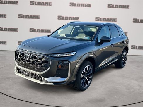 New 2026 Audi Q3 quattro 2.0T image 1