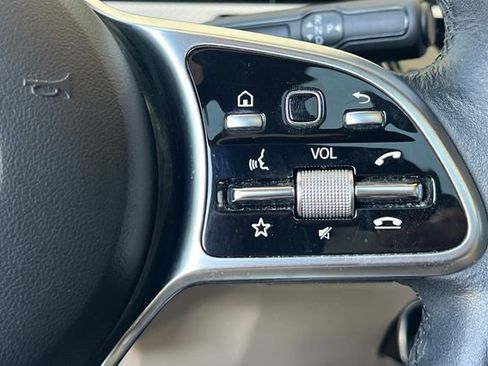 Used 2020 Mercedes-Benz CLA 250 image 30