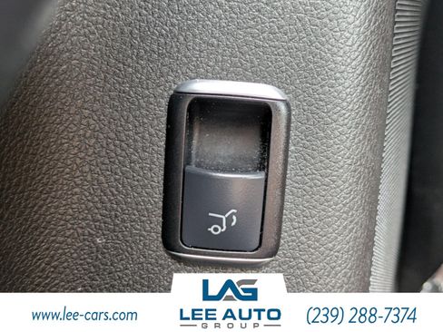 Used 2014 Mercedes-Benz ML 350 2WD w/ Premium 1 Package image 21