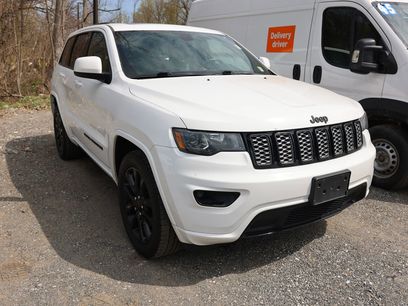 Used 2018 Jeep Grand Cherokee Altitude