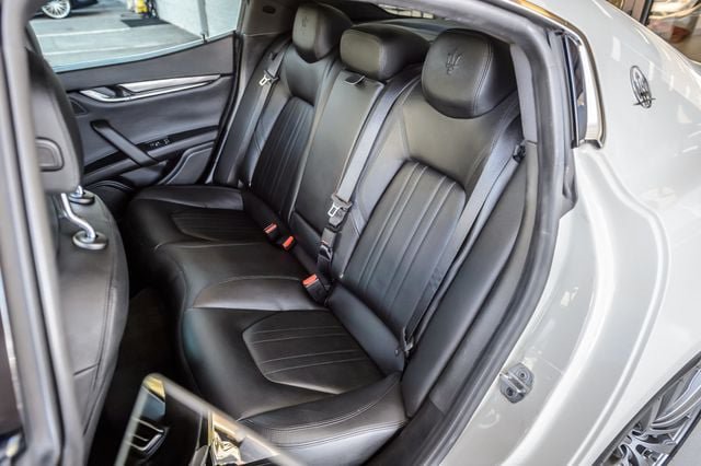 Used 2018 Maserati Ghibli RWD image 40