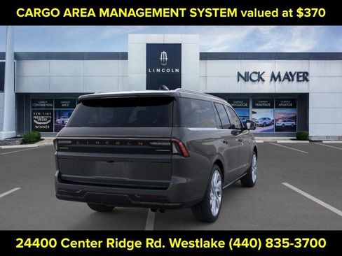 New 2025 Lincoln Navigator L Reserve image 8
