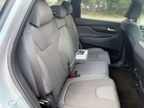 Used 2023 Hyundai Santa Fe SEL FWD image 17