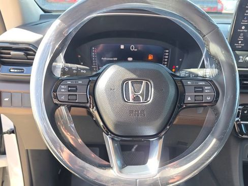 Used 2026 Honda Pilot Touring image 14