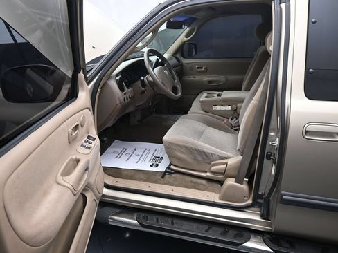 Used 2004 Toyota Tundra SR5 RWD image 15