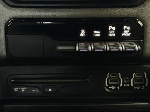 Used 2019 RAM 1500 Big Horn AWD/4WD image 40