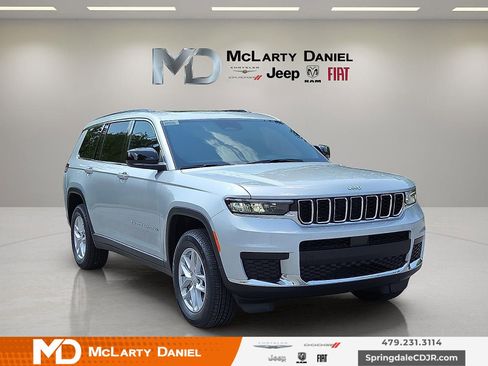 New 2025 Jeep Grand Cherokee L Laredo w/ Luxury Tech Group I AWD/4WD image 1