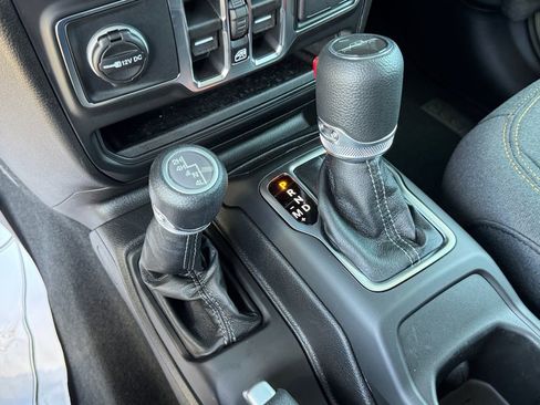 New 2026 Jeep Gladiator Sport AWD/4WD image 28