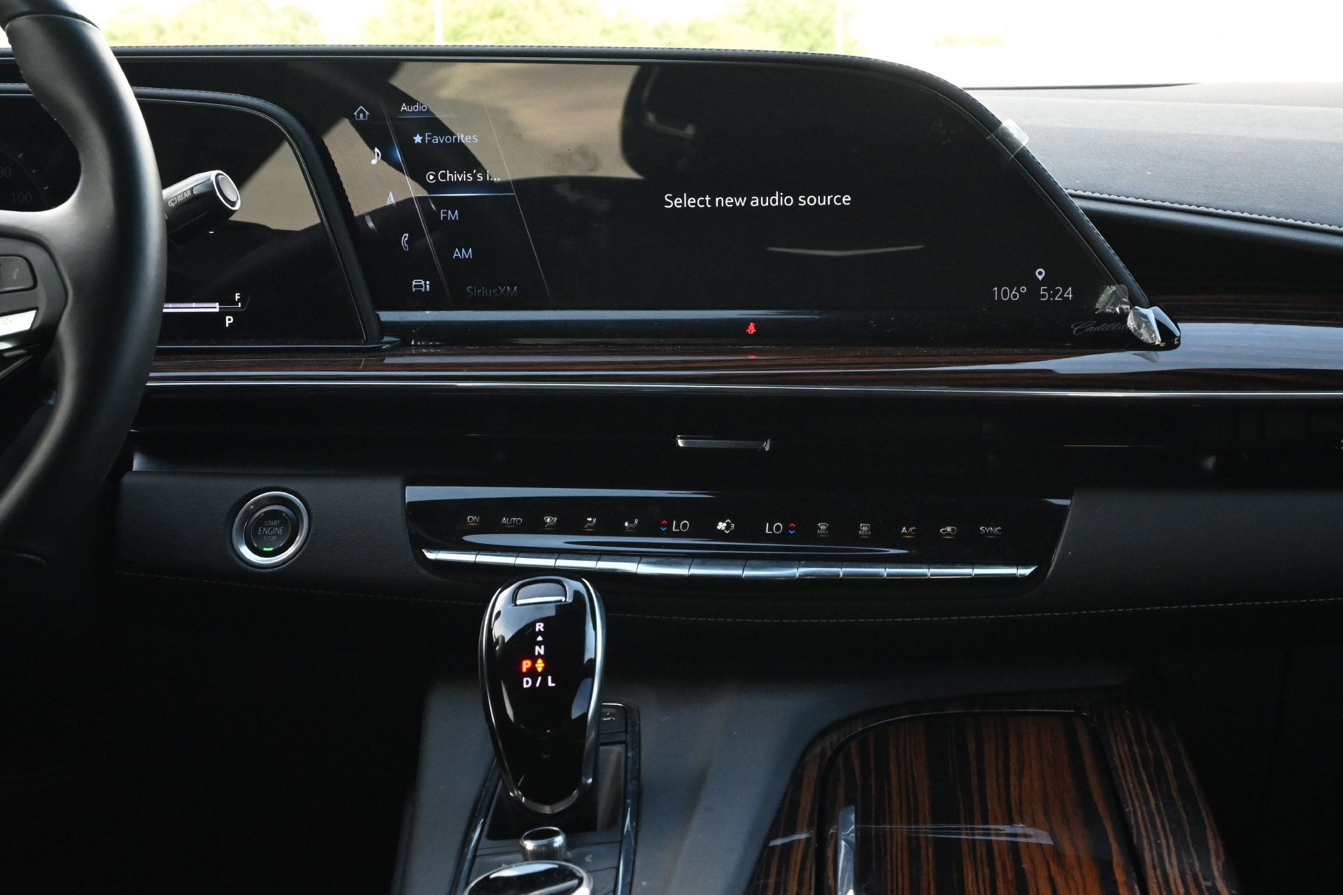 Certified 2024 Cadillac Escalade Luxury RWD image 12