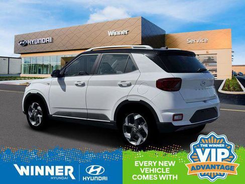 New 2026 Hyundai Venue SEL image 4