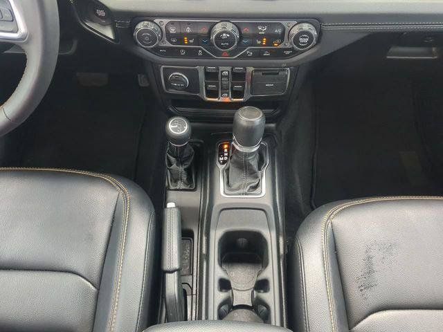 Certified 2024 Jeep Wrangler Unlimited Sahara w/ Technology Group AWD/4WD image 20
