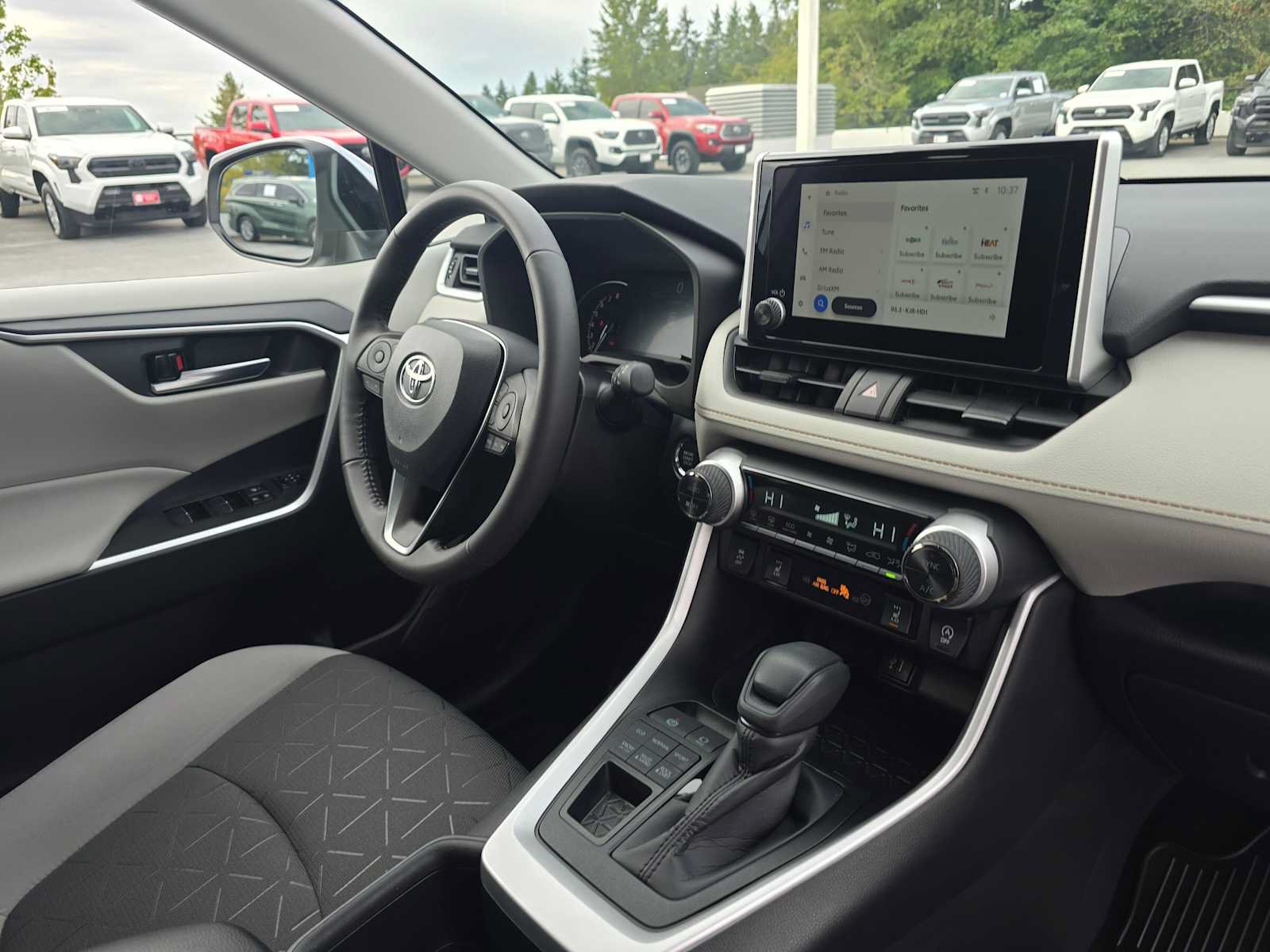 Certified 2025 Toyota RAV4 XLE w/ Convenience Package AWD/4WD image 10
