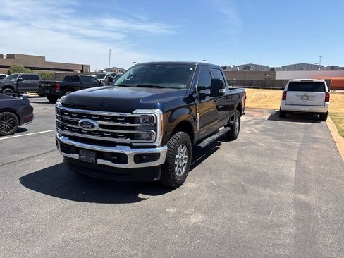 Used 2024 Ford F250 Lariat AWD/4WD image 10